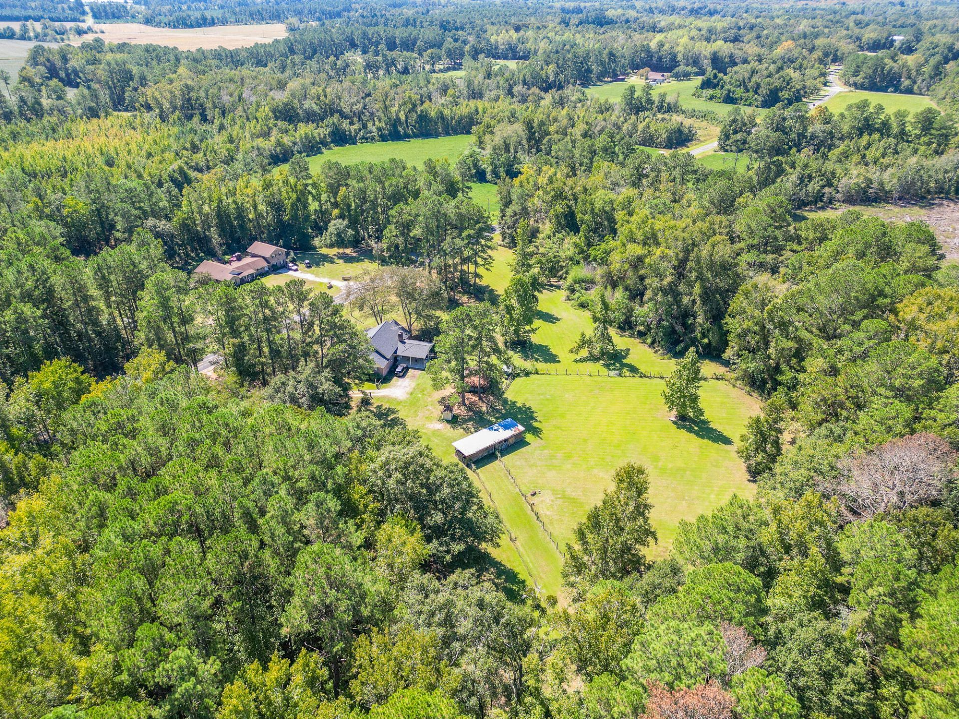 386 Rigby Road Photo 11