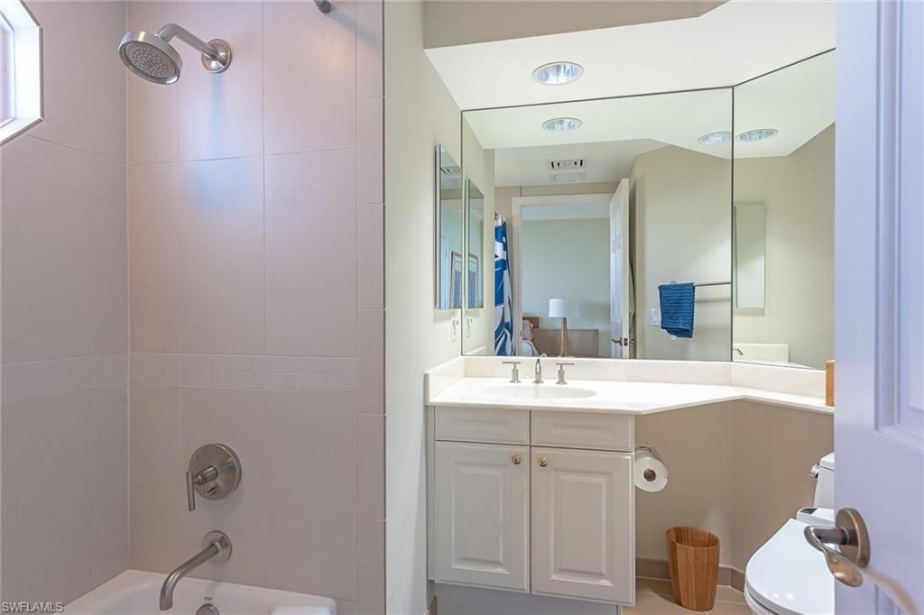 8990 Bay Colony Dr, Unit 1101, Naples, FL 34108 Photo