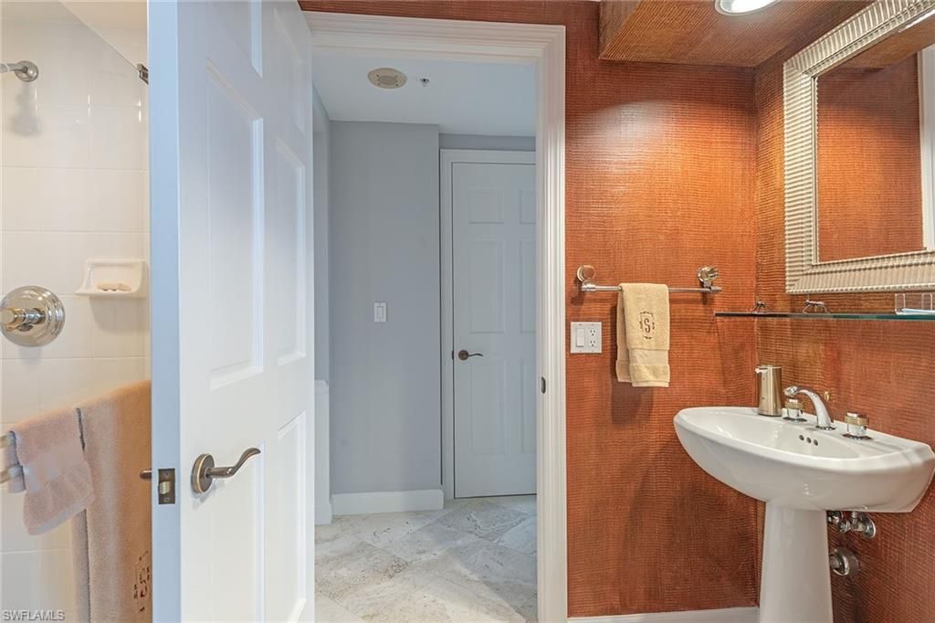 8990 Bay Colony Dr, Unit 1101, Naples, FL 34108 Photo