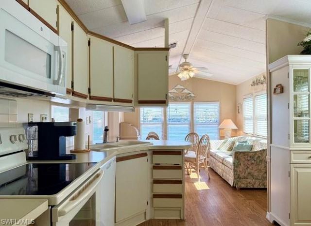 531 Cheetah Dr , Unit 531, Naples, FL 34114 Photo
