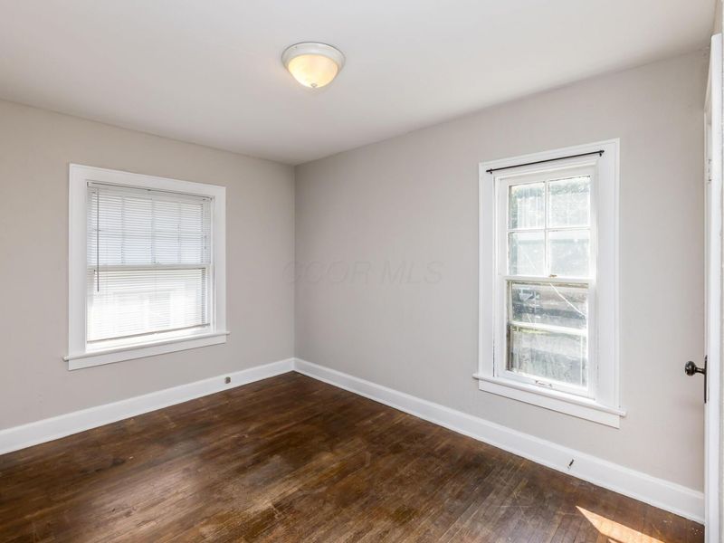 213 - 215 W Weber Road, Columbus, OH 43202 Photo 18