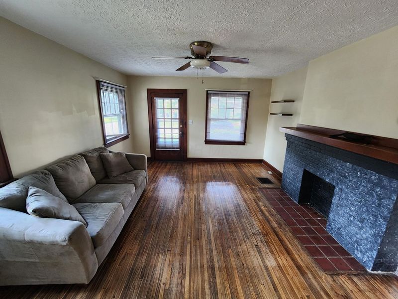 213 - 215 W Weber Road, Columbus, OH 43202 Photo 34