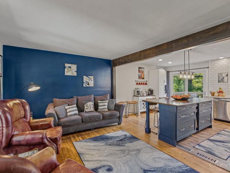 6051 Heis Terrace, Cincinnati, OH 45230 Photo 7