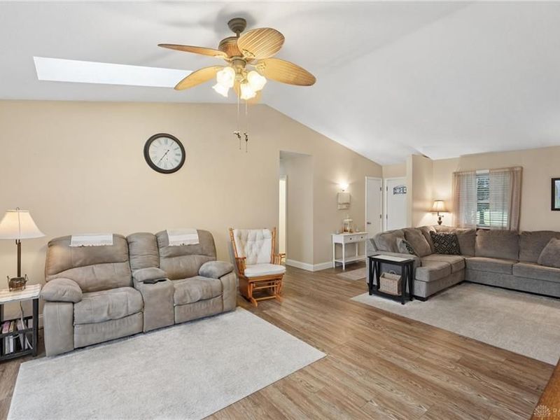 5800 Middle Urbana Road, Springfield, OH 45502 Photo 5