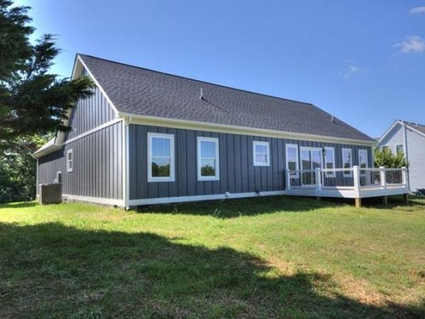 63 WOODRIDGE LN, LEXINGTON, VA 24450
