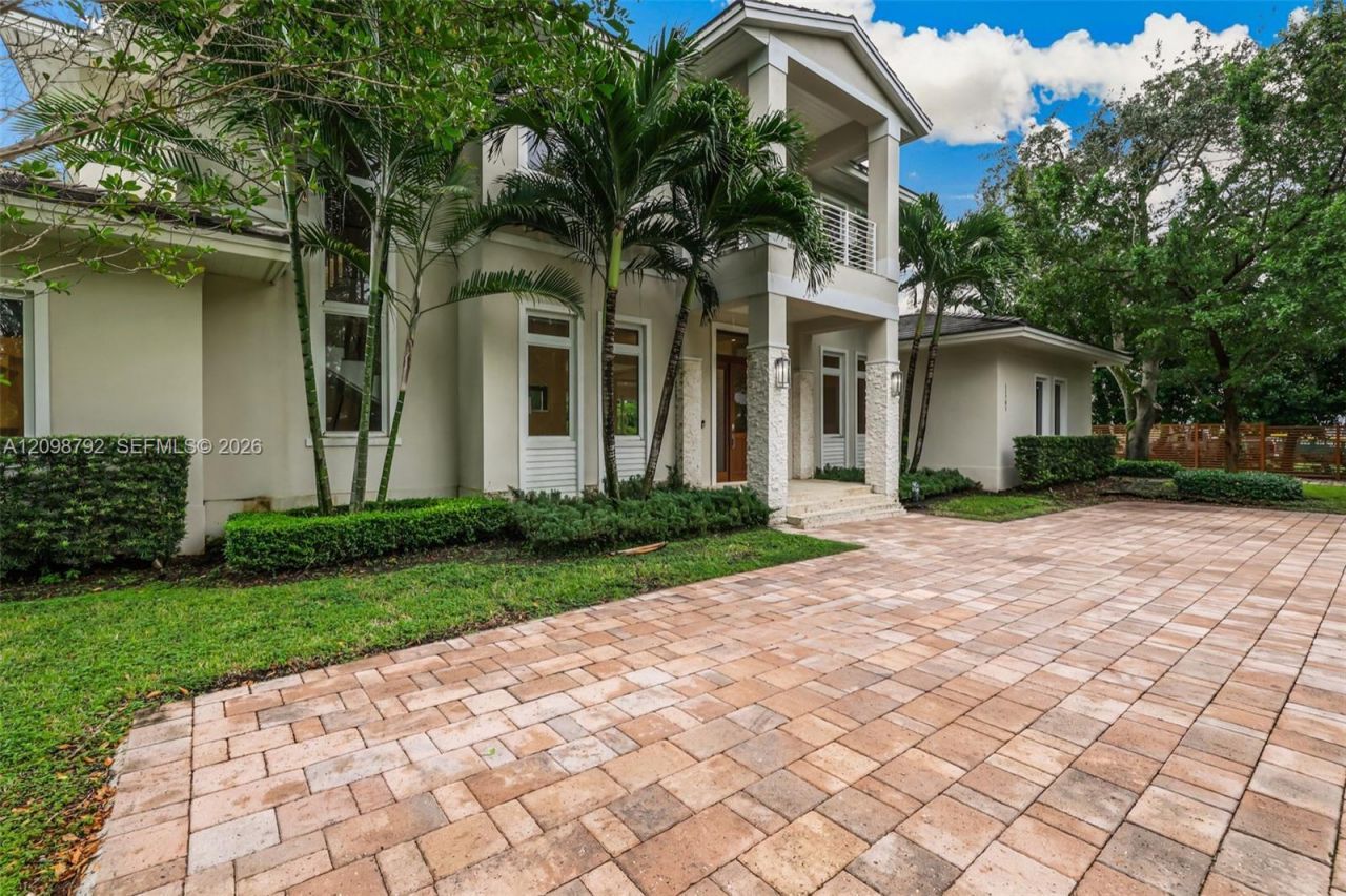 11701 SW 69 Ct, Pinecrest, FL 33156 Photo