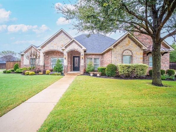 115 Fairway Drive, Waxahachie, TX 75165