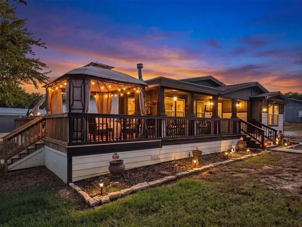 2421 N County Road 810, Alvarado, TX 76009