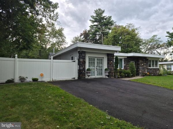 716 MARTENS LANE , SPRINGFIELD, PA 19064