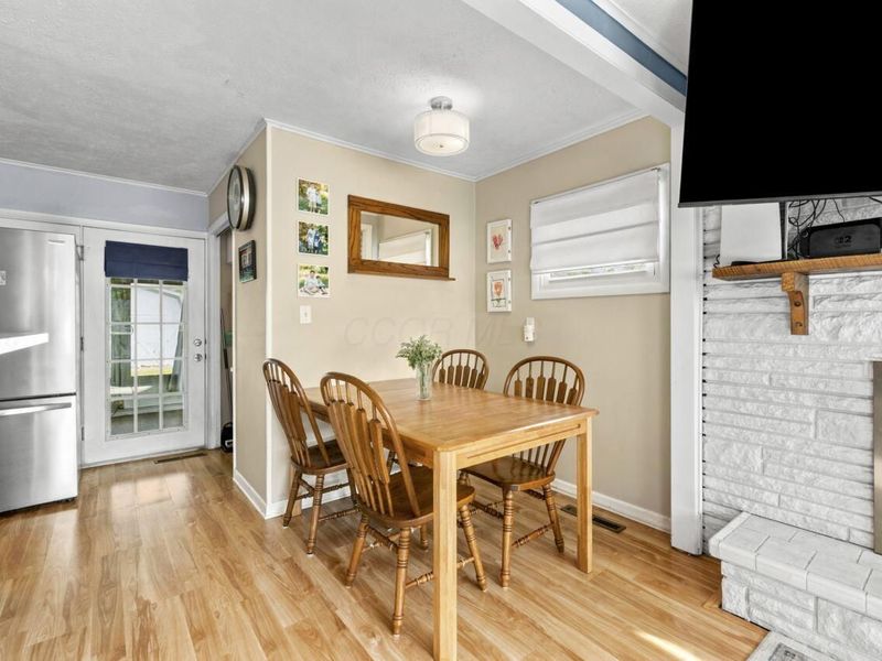 5420 Crescent Drive , Hilliard, OH 43026 Photo 5