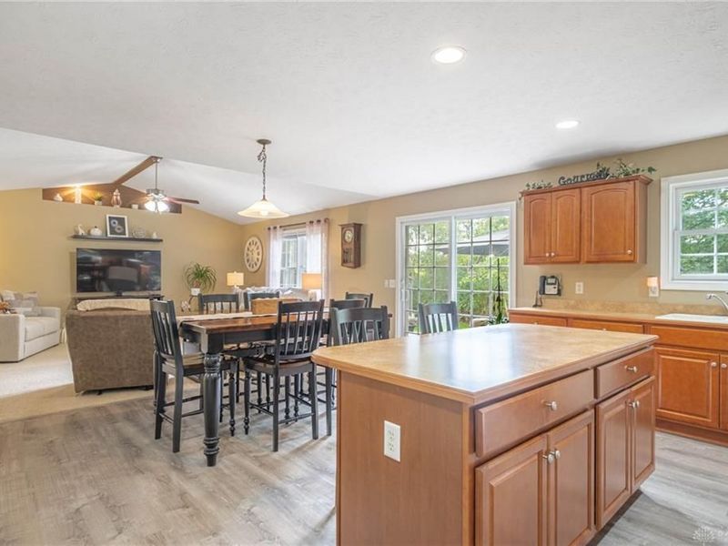 2860 Wooden Lane, Troy, OH 45373 Photo 10