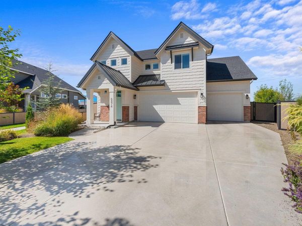 6874 W Los Flores Drive, Meridian, ID 83646