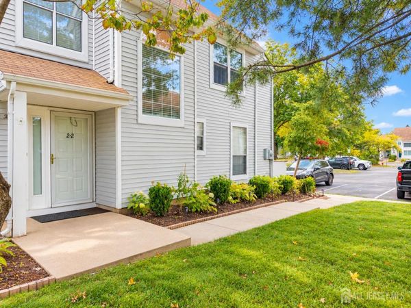 22 Borelle Square, Parlin, NJ 08859