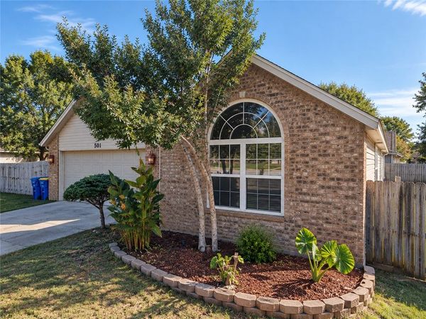 501 Crystal Street , Lowell, AR 72745