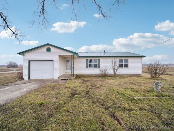 1316 West Avenue , Delaware, OK 74027