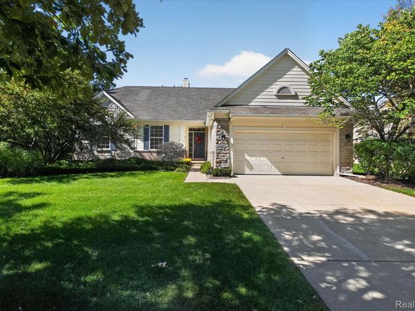 8280 Brewster Lane , Canton Township, Mi 48187