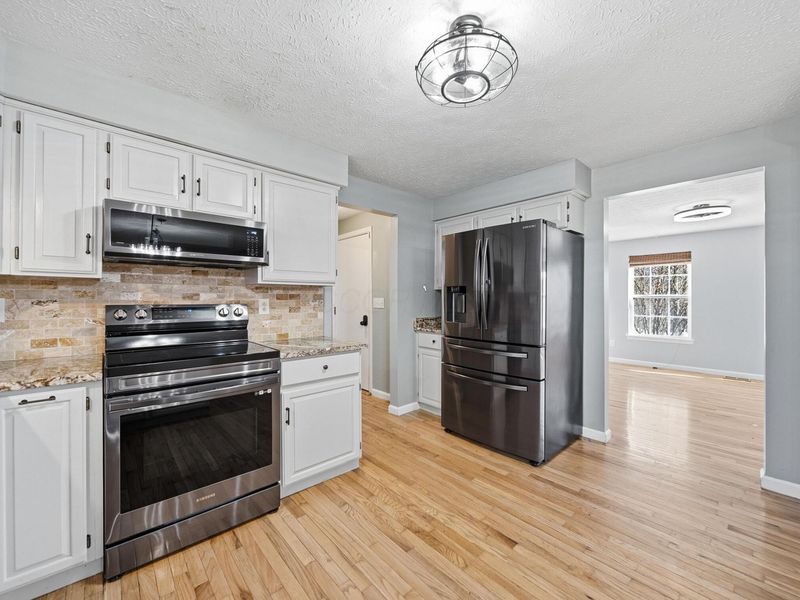 24646 Woltz Road , Rockbridge, OH 43149 Photo 12