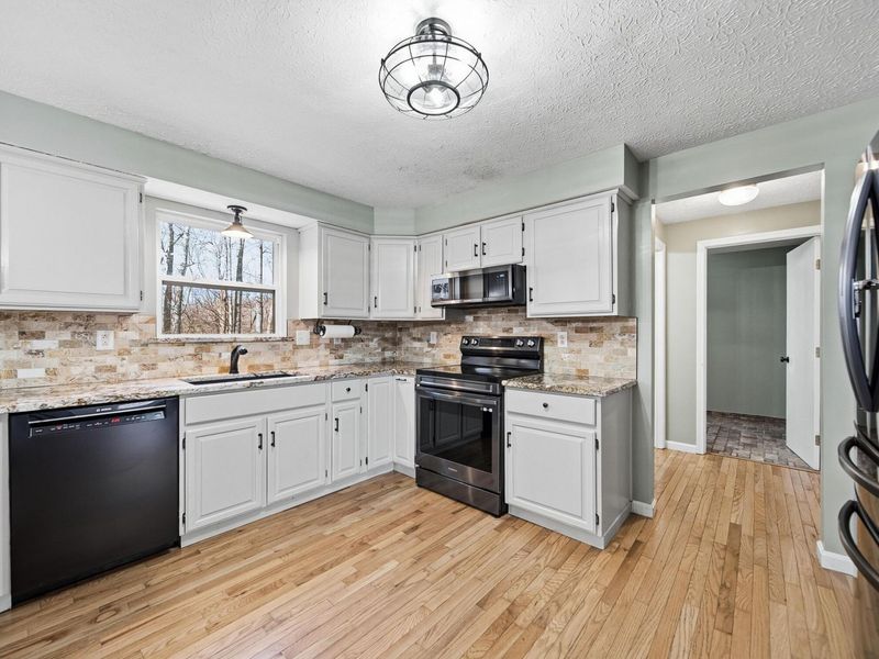 24646 Woltz Road , Rockbridge, OH 43149 Photo 13