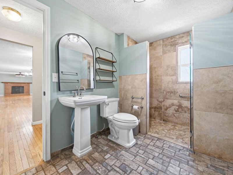 24646 Woltz Road , Rockbridge, OH 43149 Photo 26