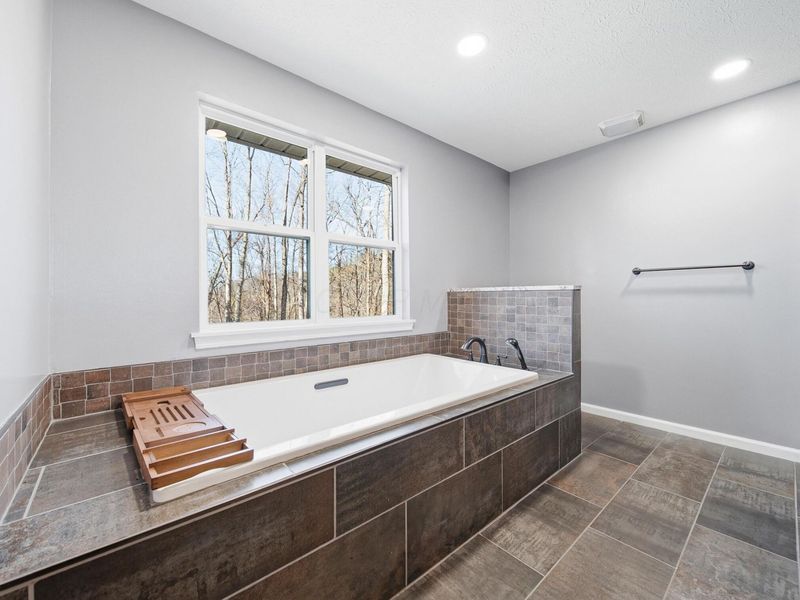 24646 Woltz Road , Rockbridge, OH 43149 Photo 40