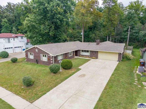 120 E Lawrin Boulevard, Terre Haute, IN 47803