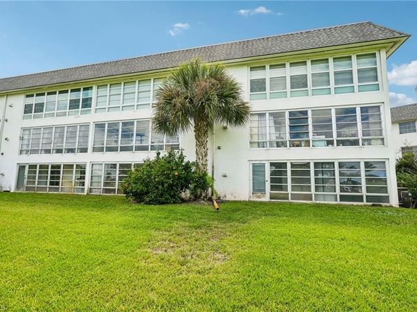 315 Saint Andrews BLVD , Unit D5, NAPLES, FL 34113