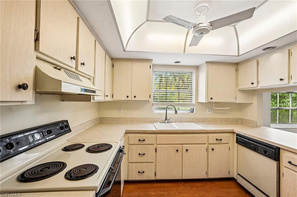 315 Saint Andrews Blvd , Unit D5, Naples, FL 34113 Photo