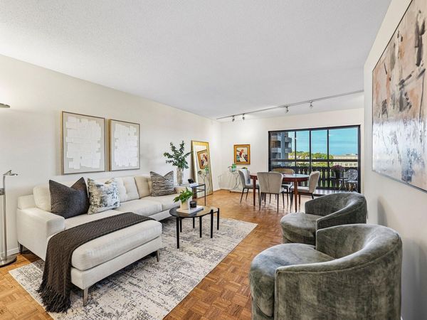 400 Groveland Avenue, Unit 611, Minneapolis, MN 55403
