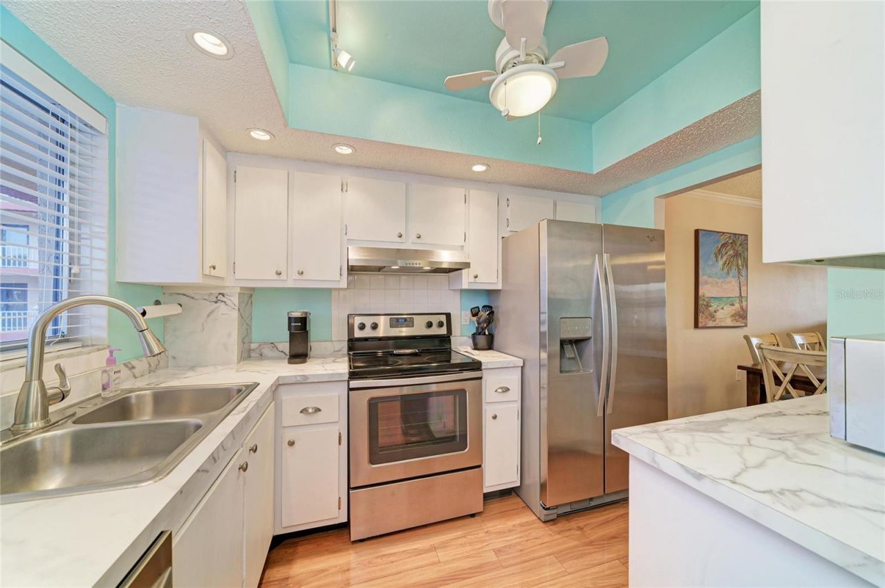 3893 Lake Bayshore Drive, Unit F211, Bradenton, FL 34205 Photo
