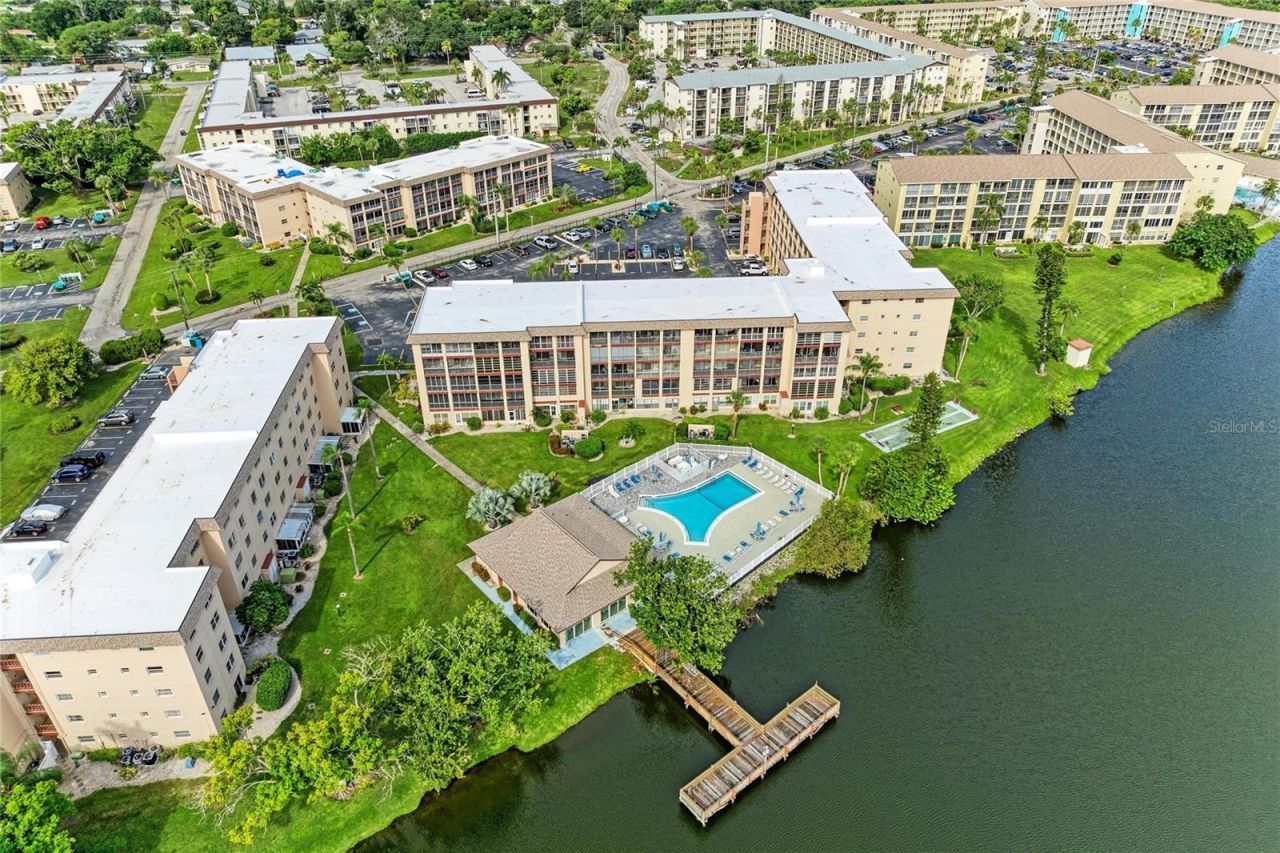 3893 Lake Bayshore Drive, Unit F211, Bradenton, FL 34205 Photo