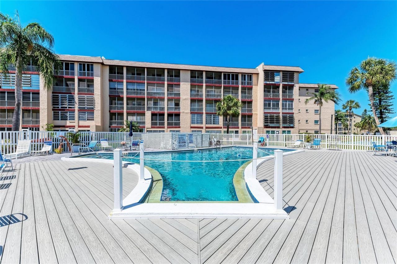 3893 Lake Bayshore Drive, Unit F211, Bradenton, FL 34205 Photo