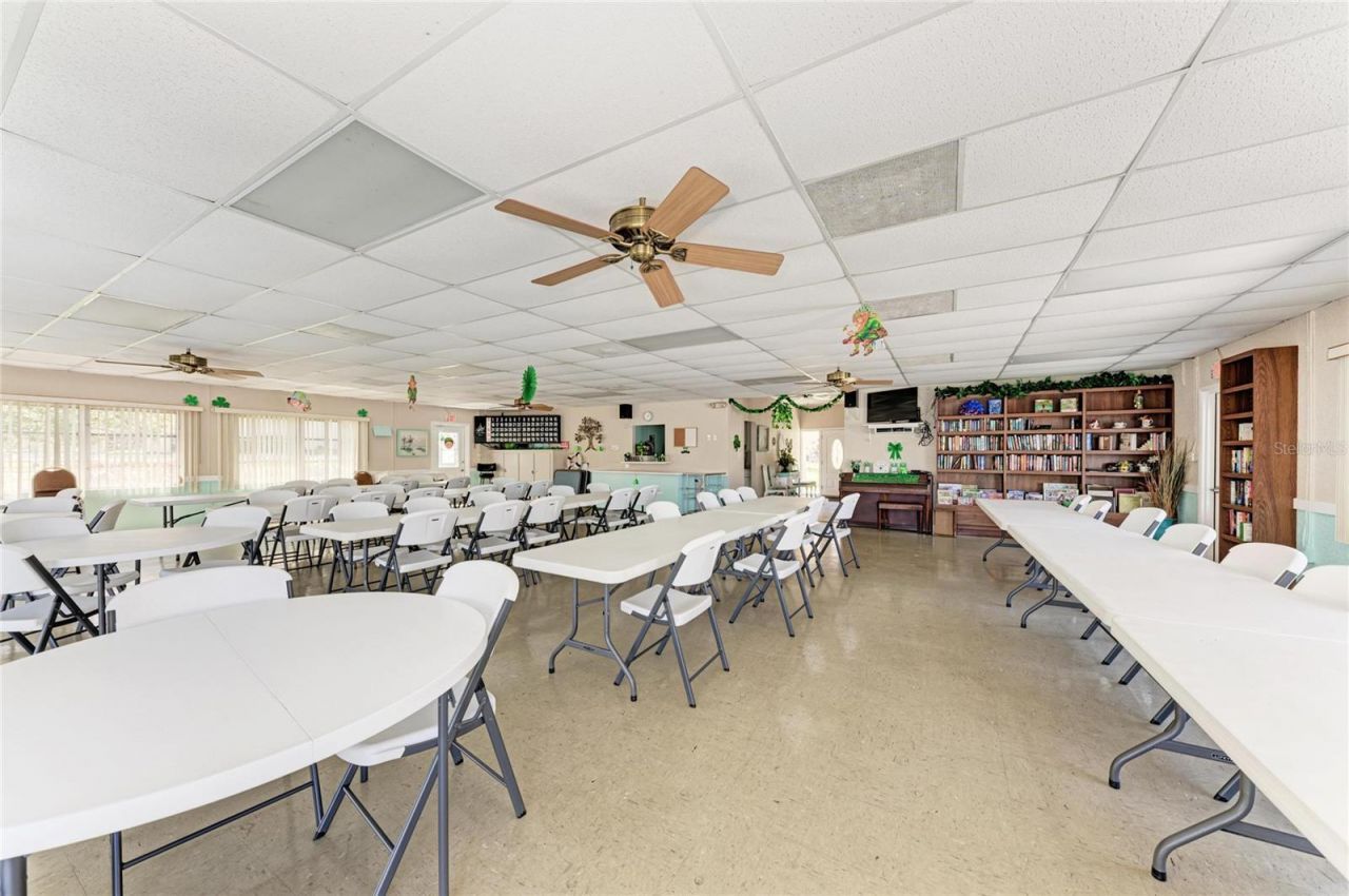 3893 Lake Bayshore Drive, Unit F211, Bradenton, FL 34205 Photo
