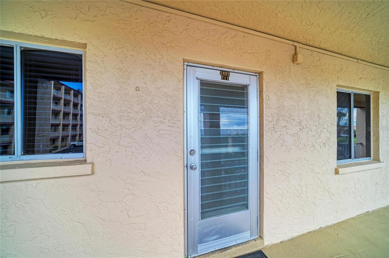 3893 Lake Bayshore Drive, Unit F211, Bradenton, FL 34205 Photo