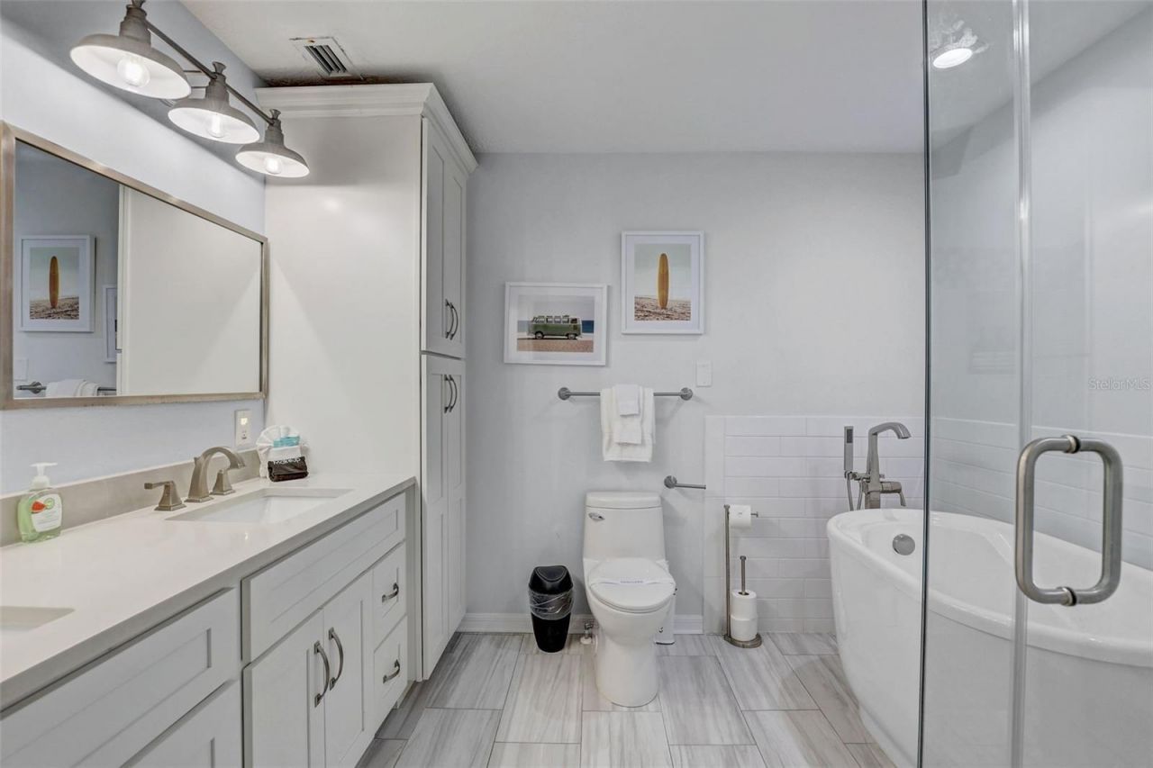 18522 Gulf Boulevard, Unit D, Indian Shores, FL 33785 Photo