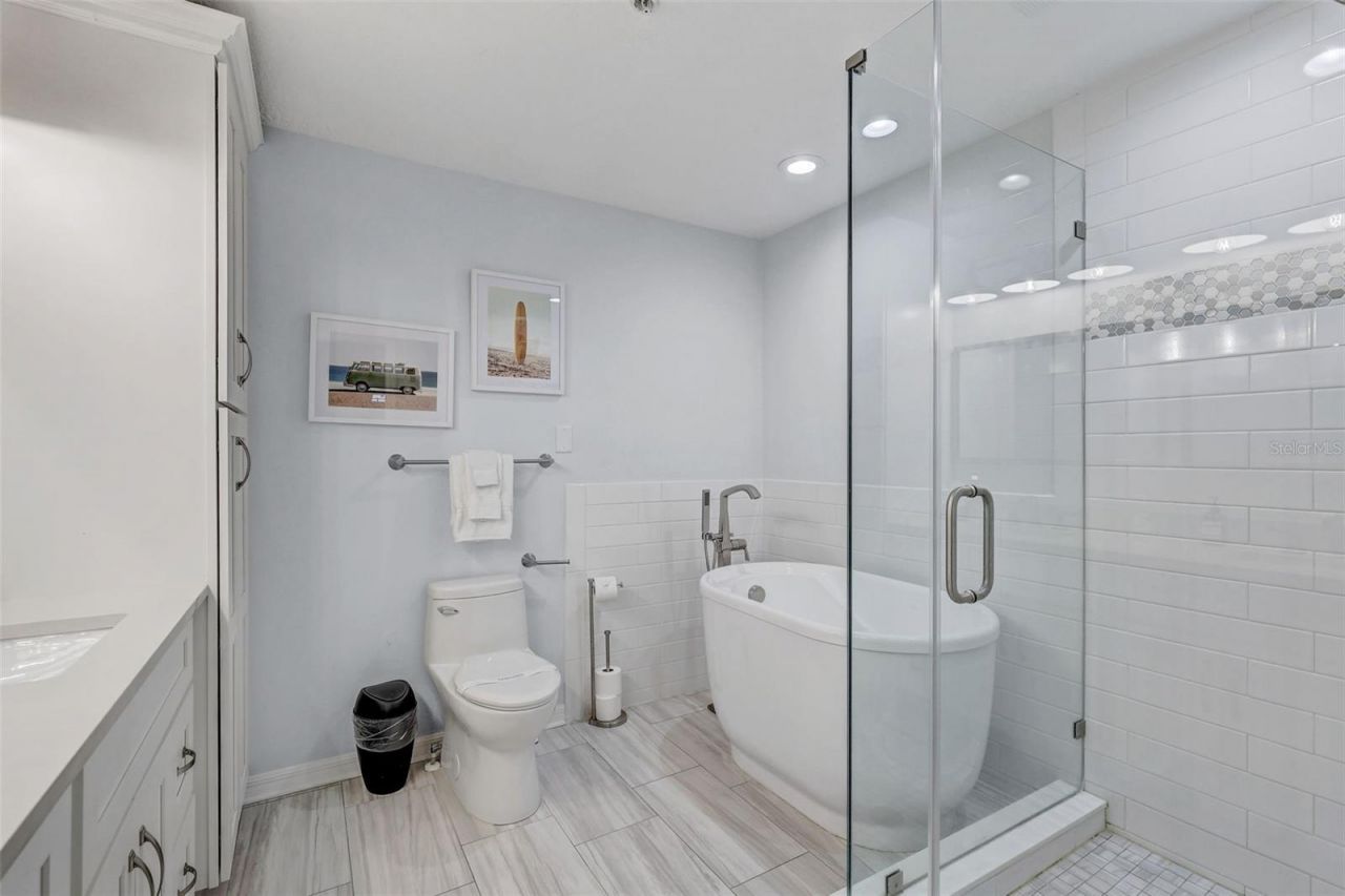 18522 Gulf Boulevard, Unit D, Indian Shores, FL 33785 Photo