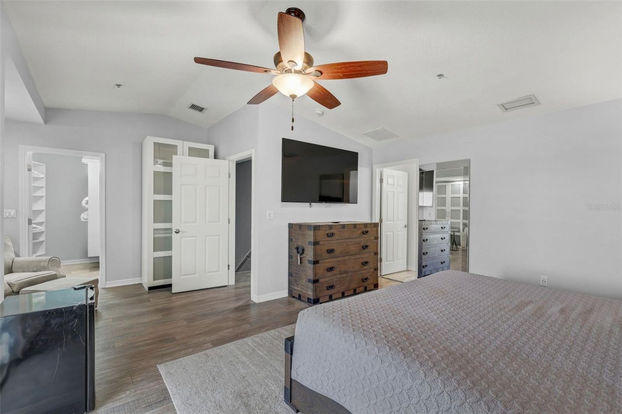 18522 Gulf Boulevard, Unit D, Indian Shores, FL 33785 Photo