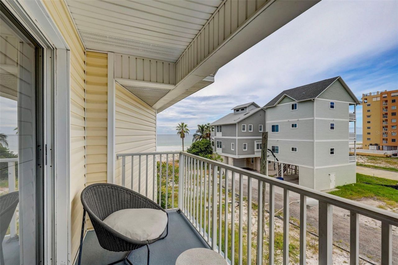 18522 Gulf Boulevard, Unit D, Indian Shores, FL 33785 Photo