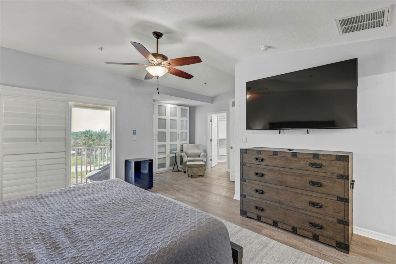 18522 Gulf Boulevard, Unit D, Indian Shores, FL 33785 Photo