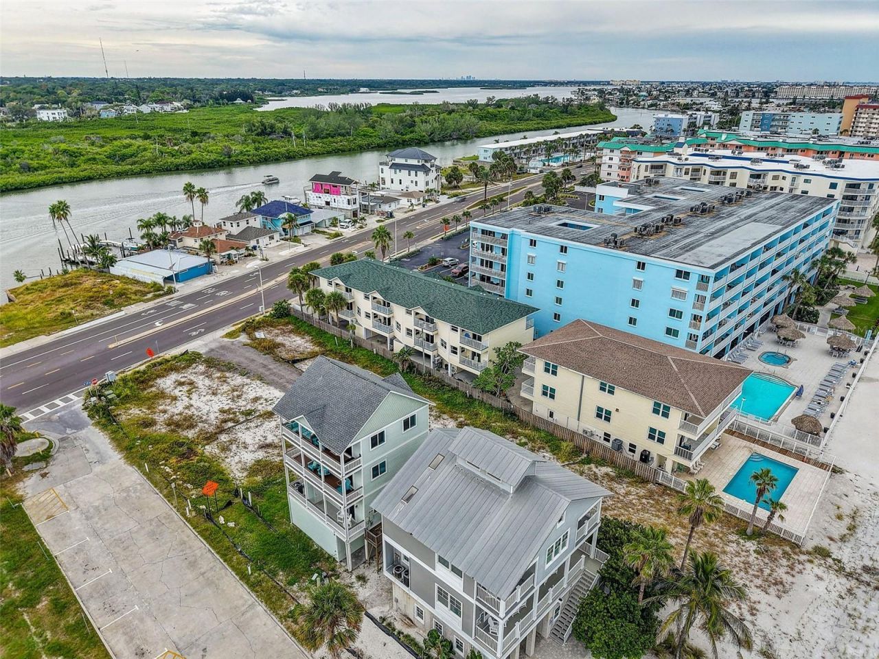 18522 Gulf Boulevard, Unit D, Indian Shores, FL 33785 Photo