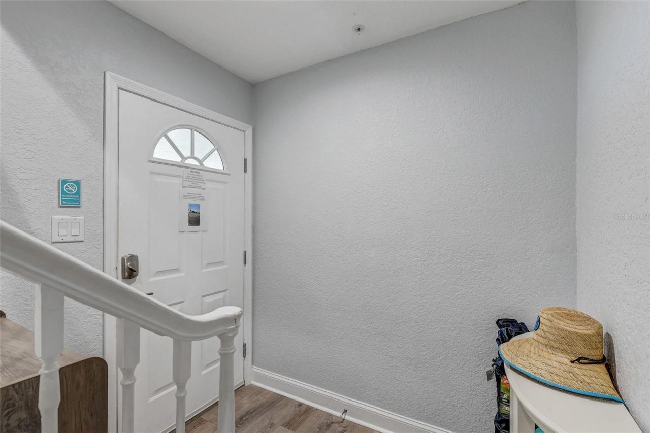 18522 Gulf Boulevard, Unit D, Indian Shores, FL 33785 Photo