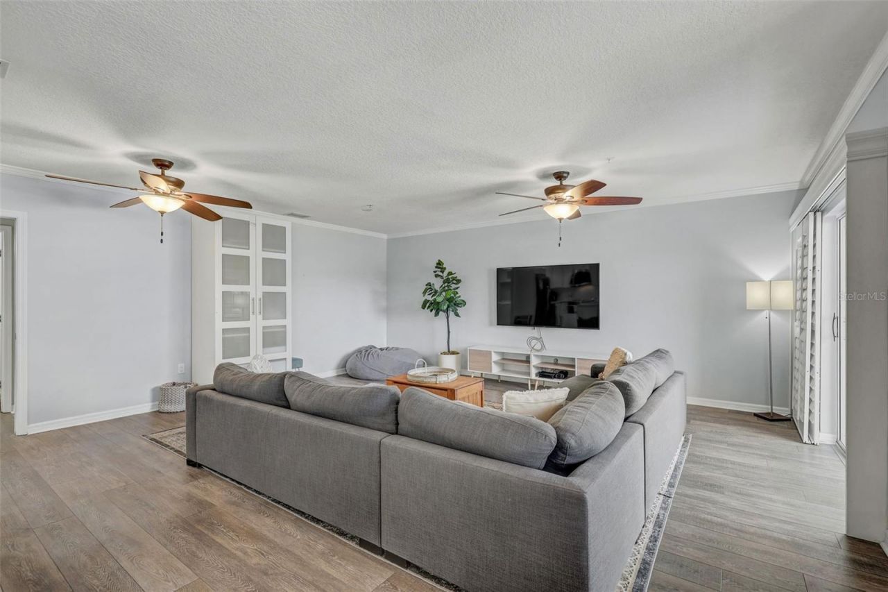 18522 Gulf Boulevard, Unit D, Indian Shores, FL 33785 Photo