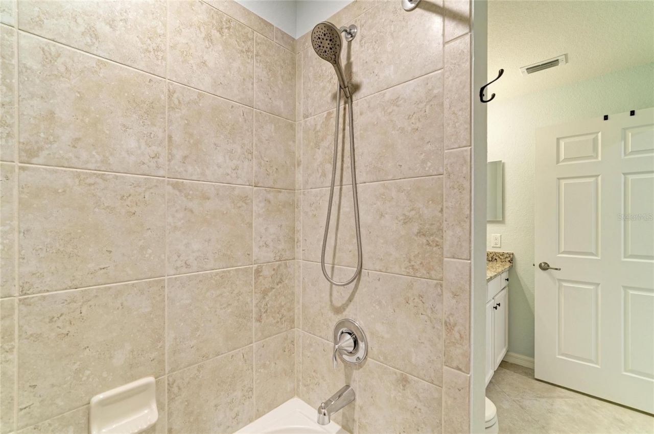 16706 Vardon Terrace, Unit 205, Lakewood Ranch, FL 34211 Photo