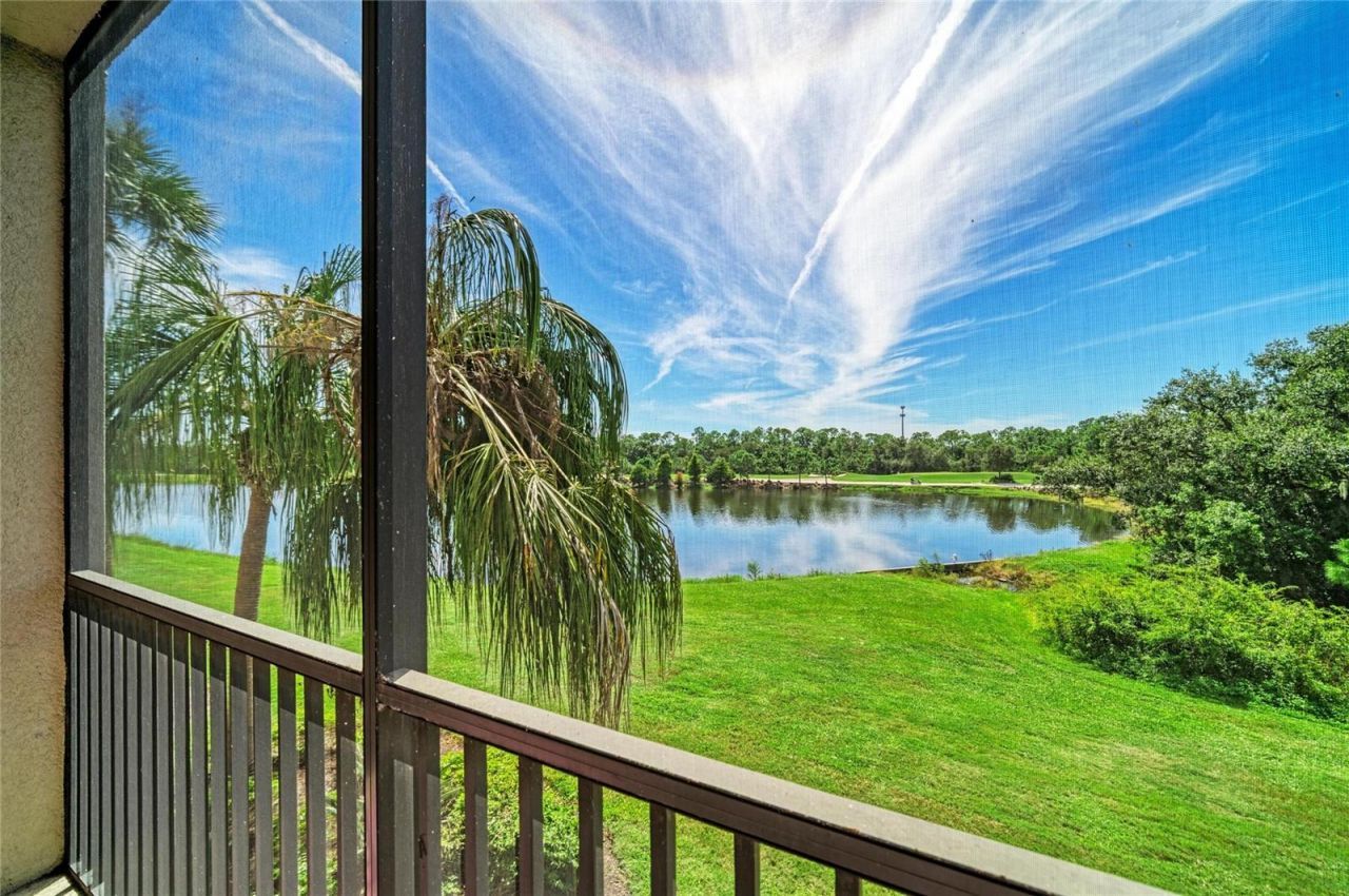 16706 Vardon Terrace, Unit 205, Lakewood Ranch, FL 34211 Photo