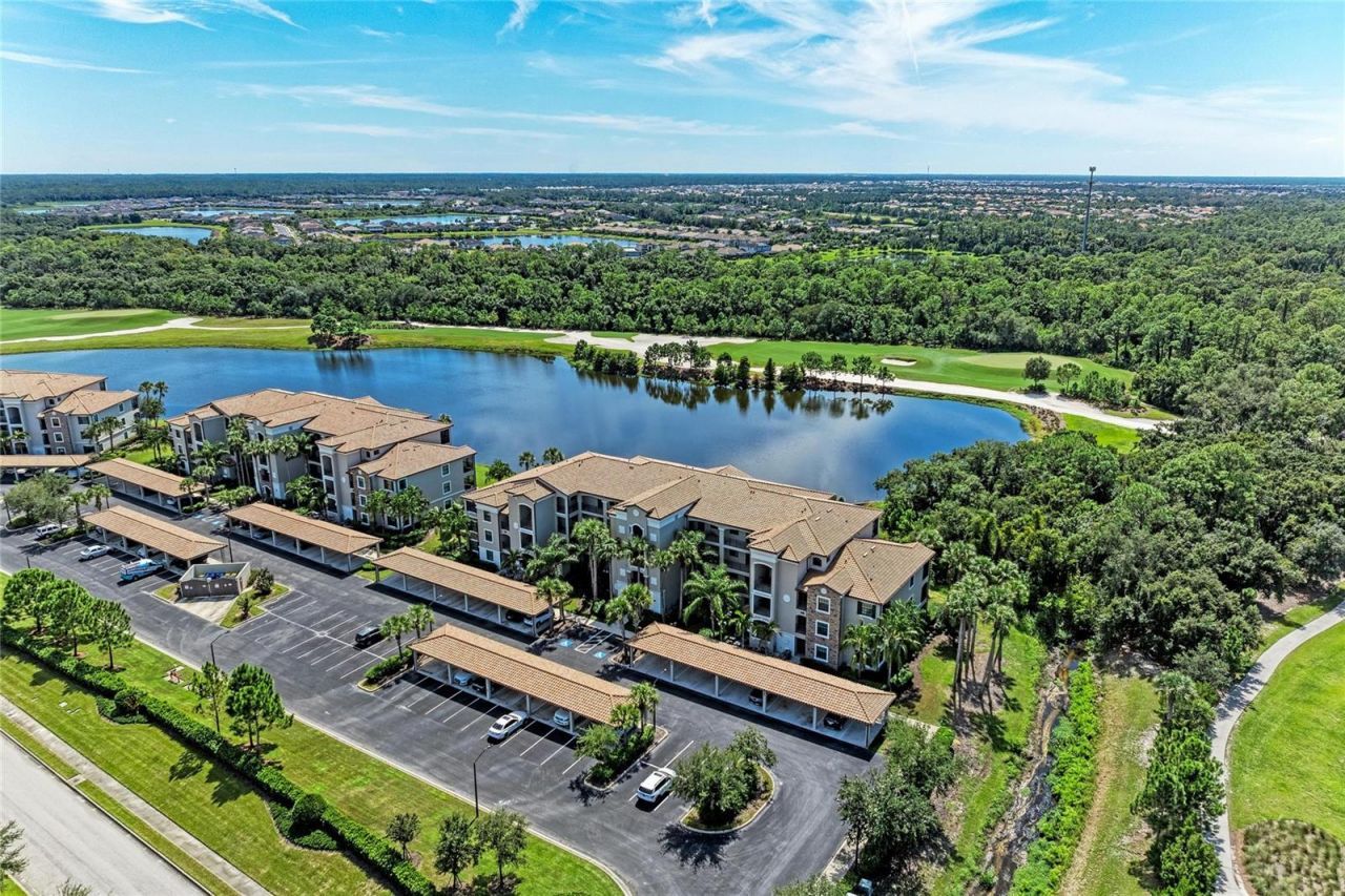 16706 Vardon Terrace, Unit 205, Lakewood Ranch, FL 34211 Photo