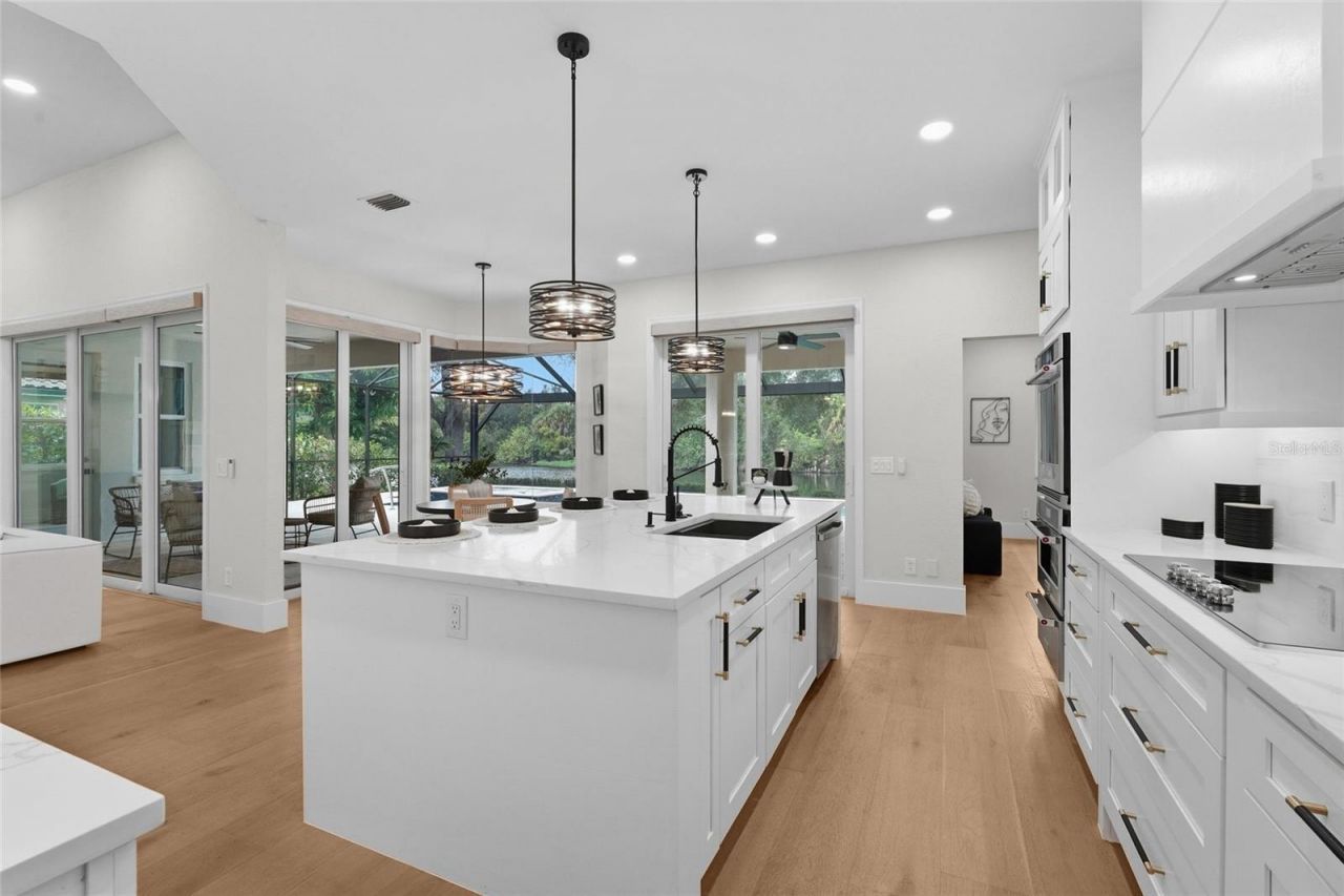 7400 Eaton Court, University Park, FL 34201 Photo