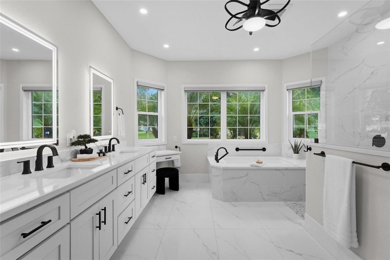 7400 Eaton Court, University Park, FL 34201 Photo