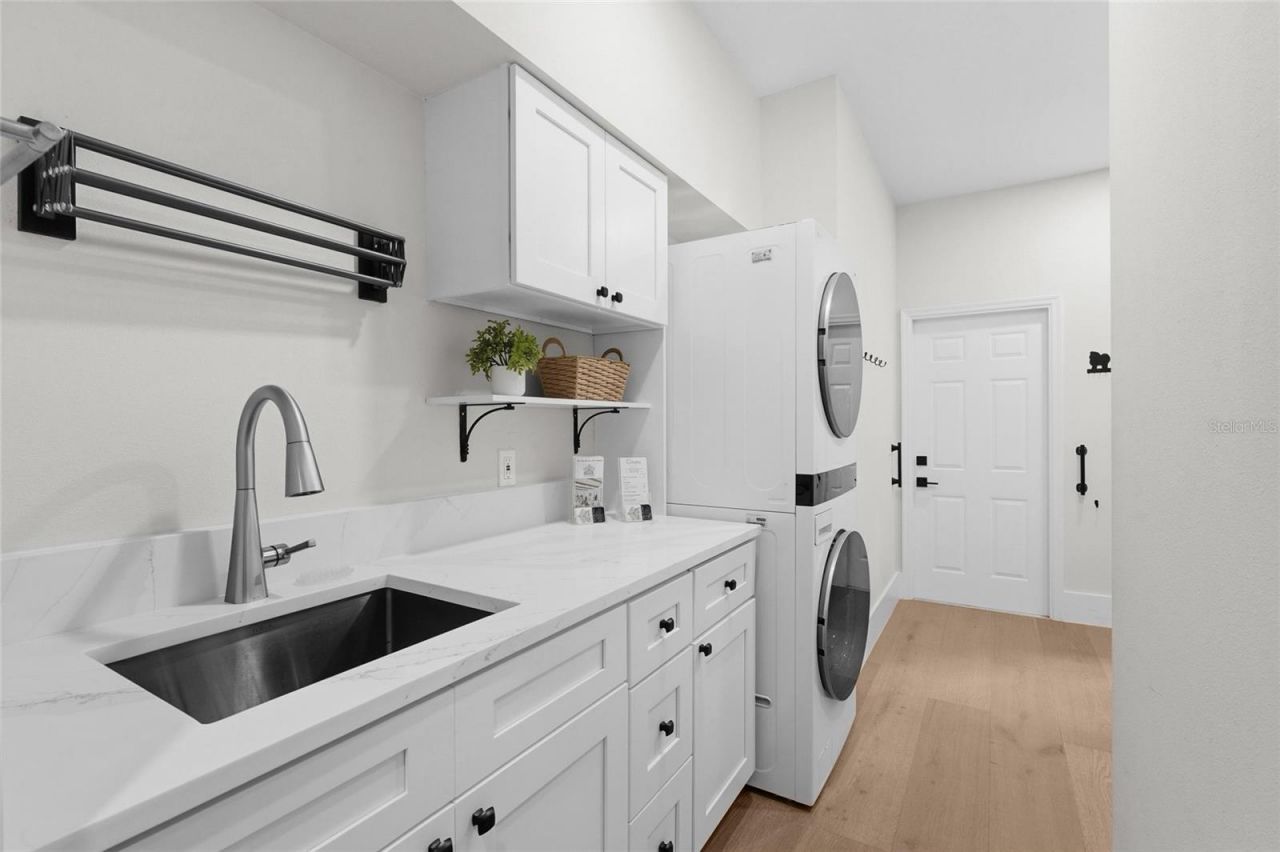 7400 Eaton Court, University Park, FL 34201 Photo