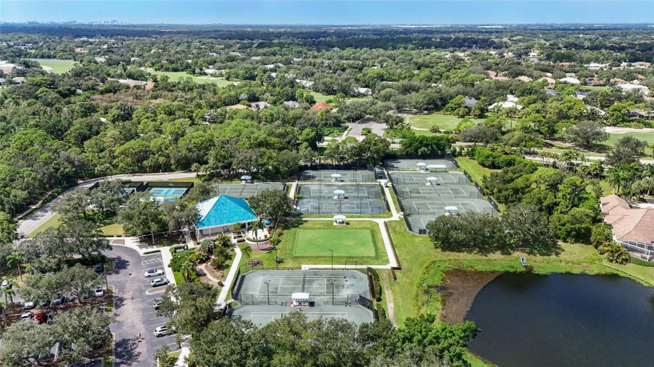 7400 Eaton Court, University Park, FL 34201 Photo