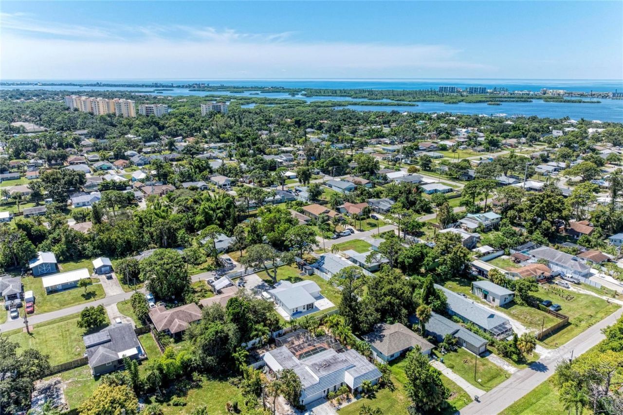 1841 Joyce Street , Sarasota, FL 34231 Photo