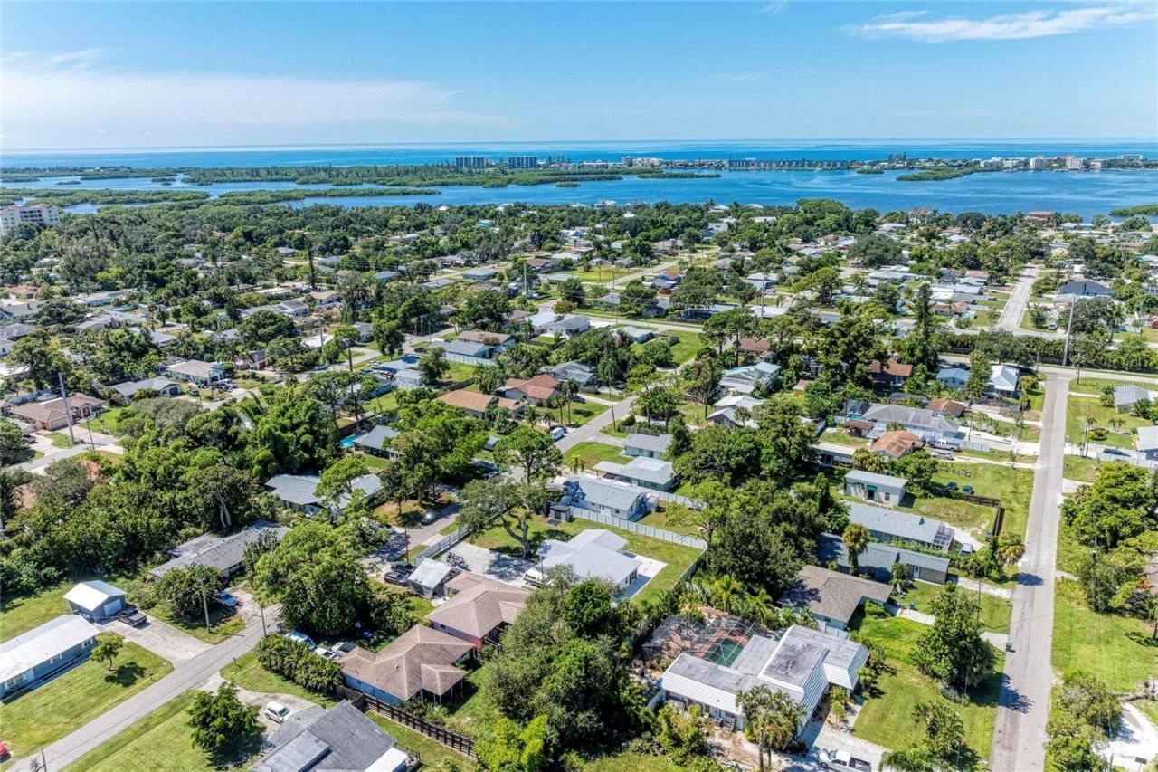 1841 Joyce Street , Sarasota, FL 34231 Photo